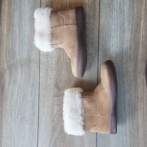UGG Toddler Boots sz 11